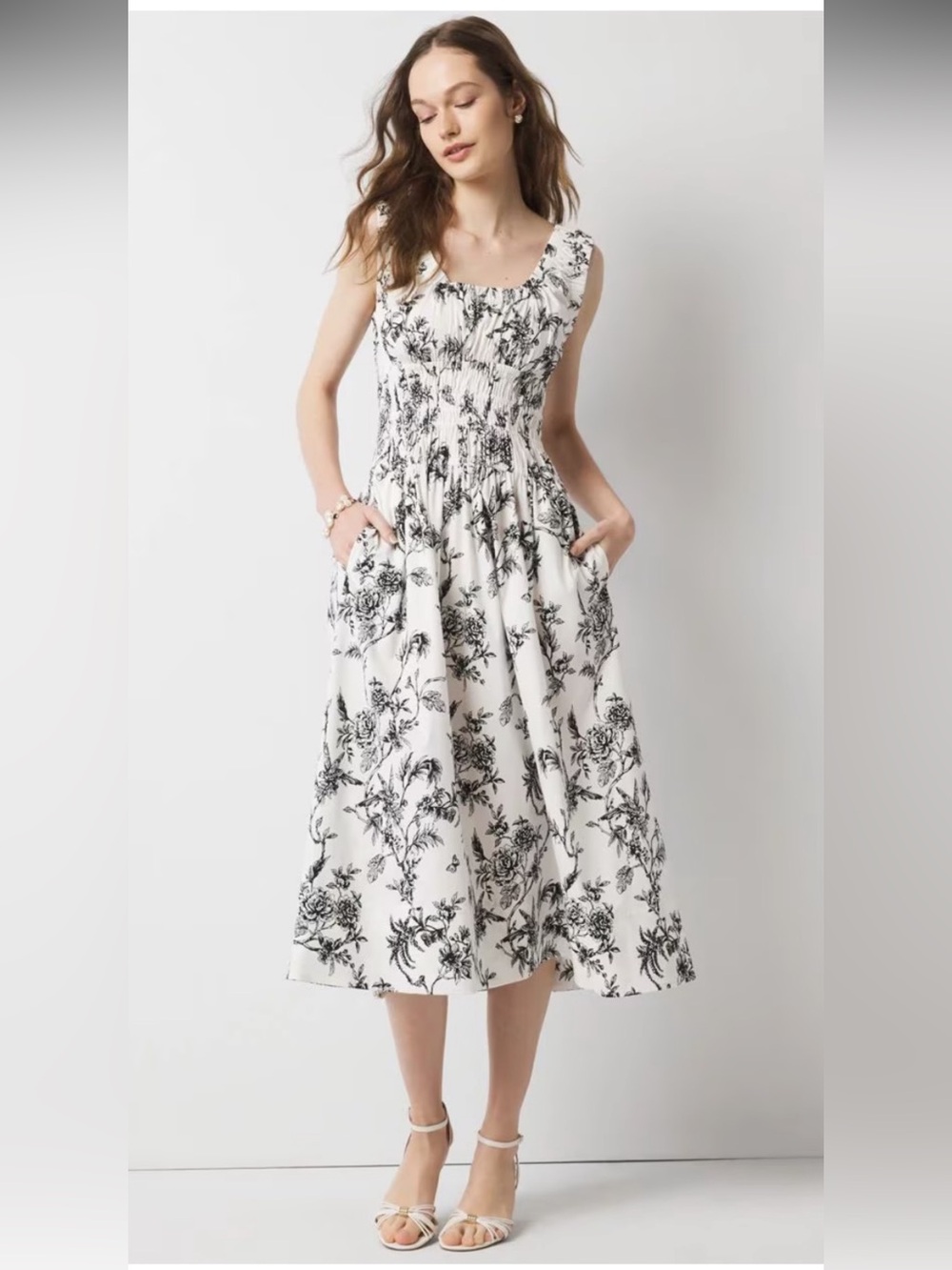 White House Black Market NWOT Ruched White and Black Floral Dress with Pockets!